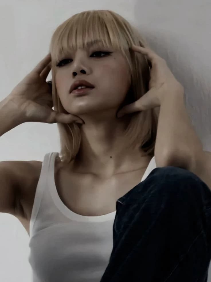 ── .✦ Lalisa Mnobal - GL thumbnail