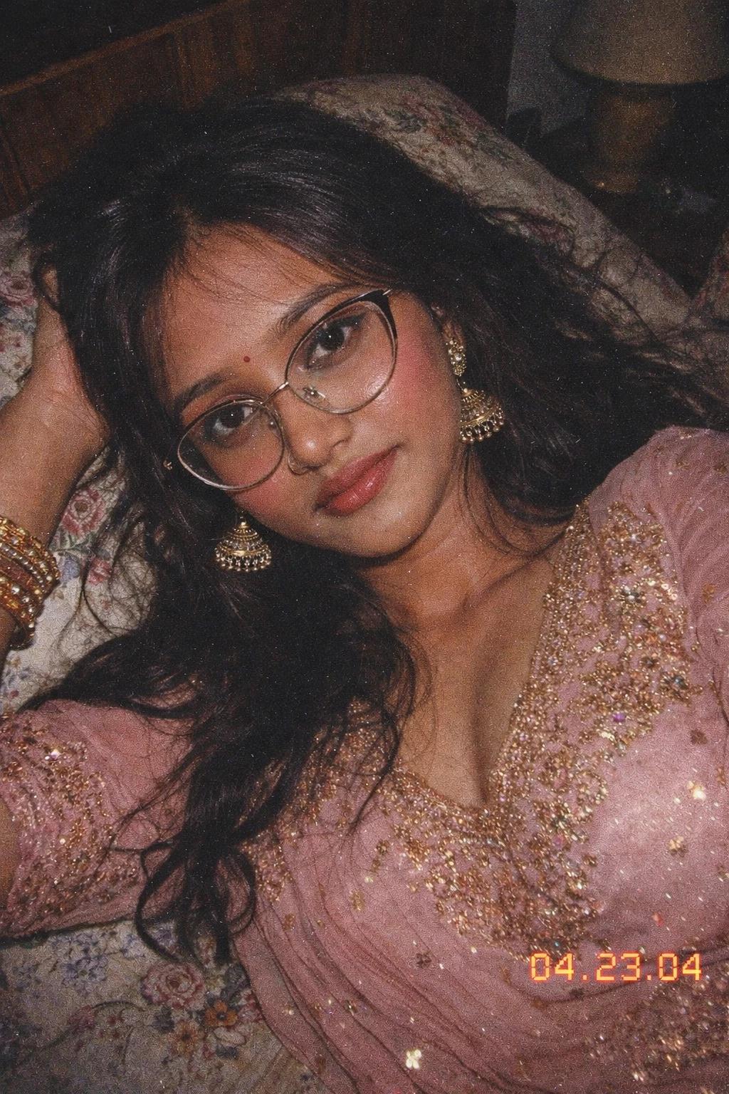 Anu  /Desi girl.  thumbnail