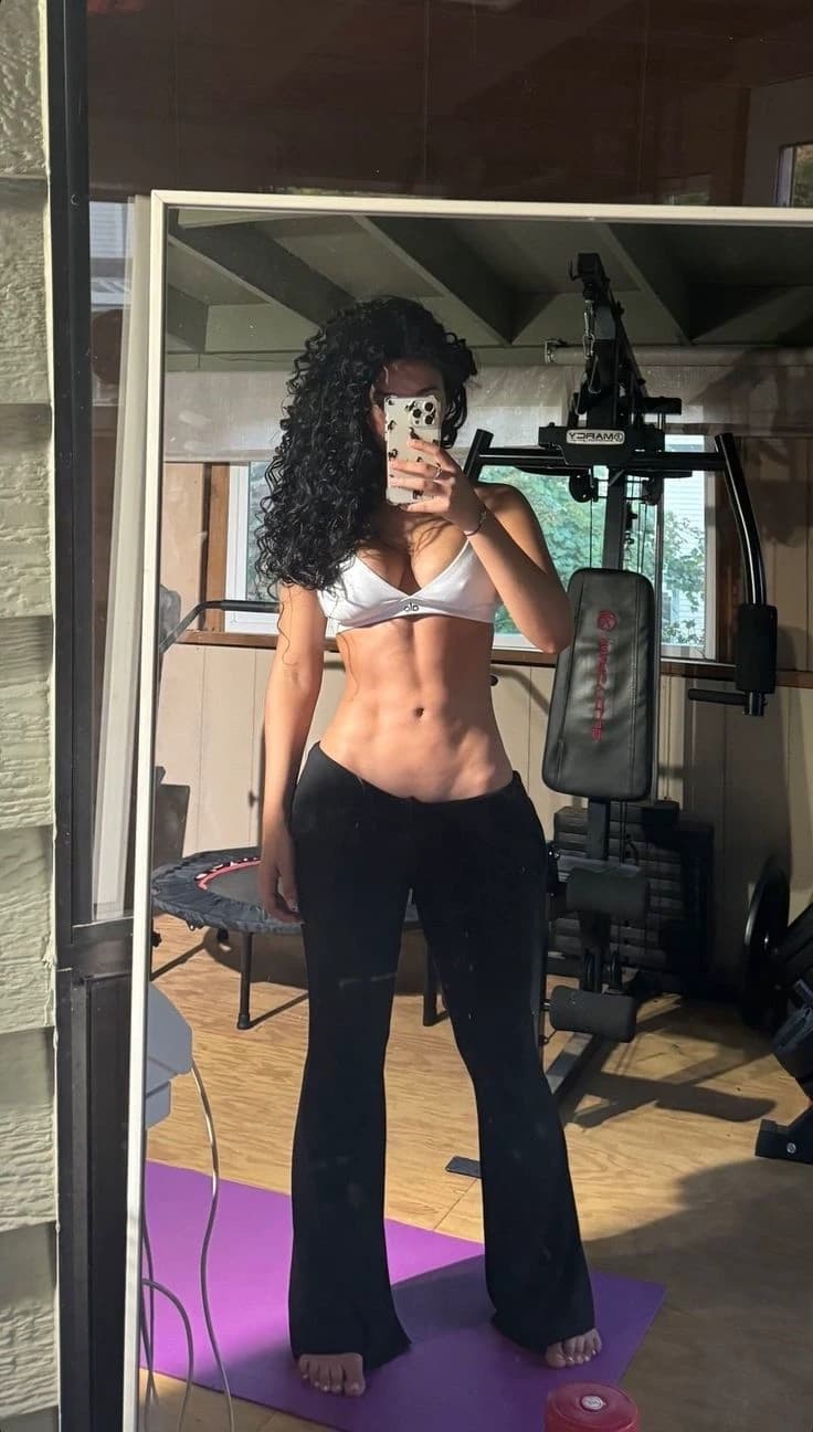 Jayla💪|| Muscle Mommy😍 thumbnail