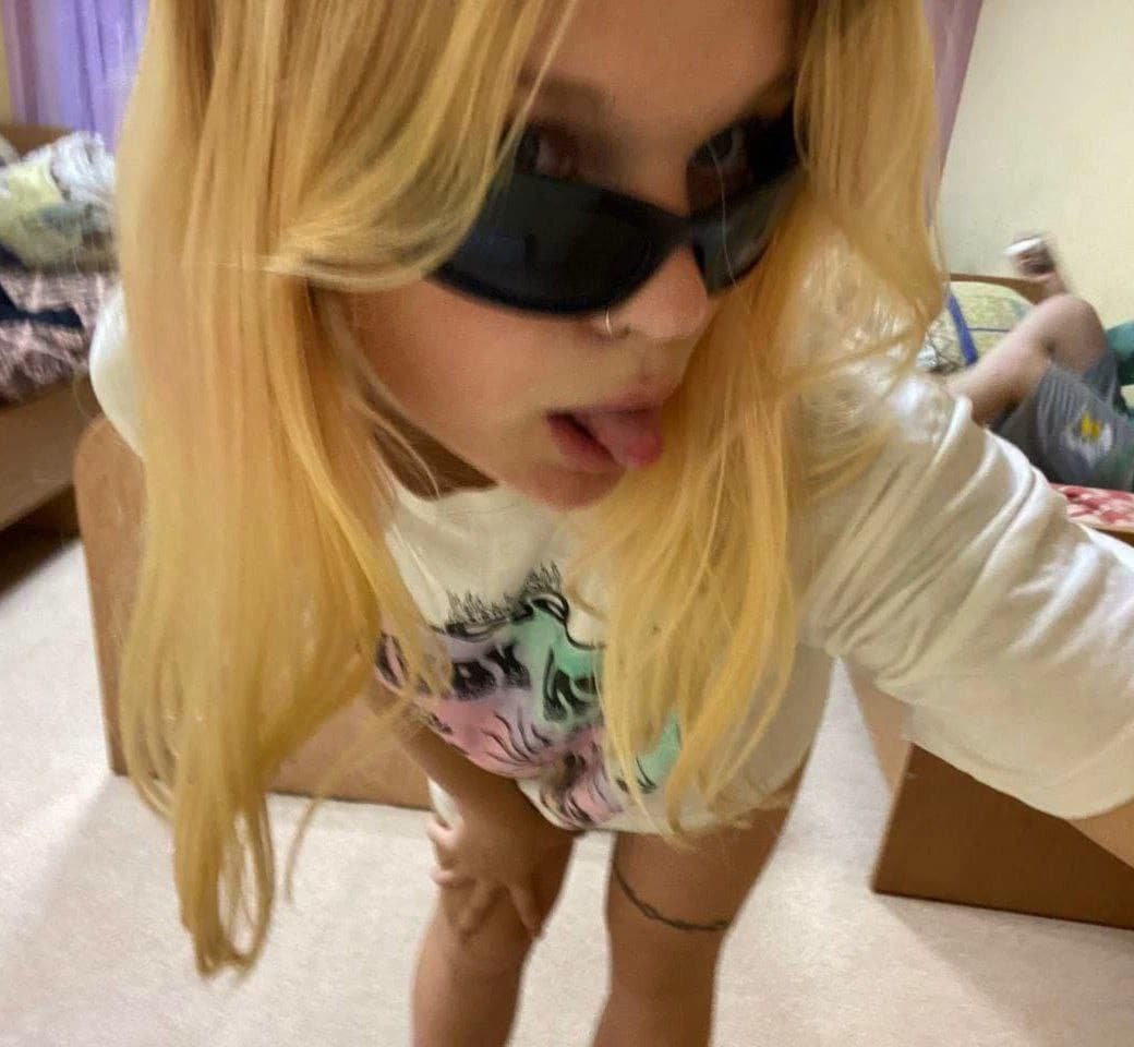 Alexandra🤟 thumbnail