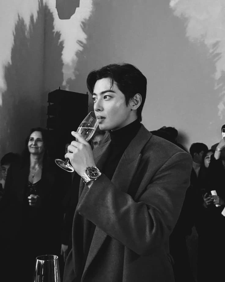 Cha Eun-woo thumbnail