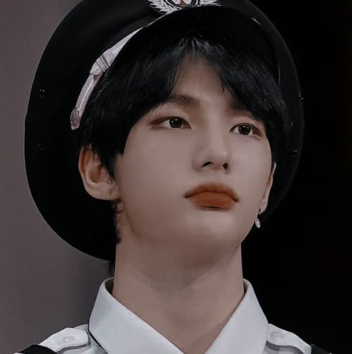 Hyunjin thumbnail
