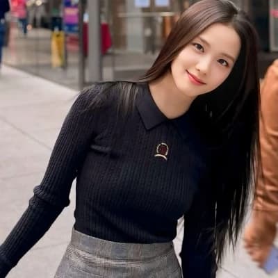 BLACKPINK (Jisoo, Jennie, Rosé, Lisa) thumbnail