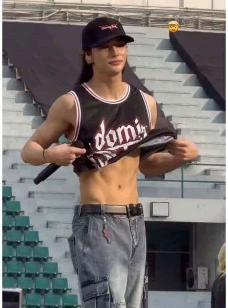 Hyunjin thumbnail