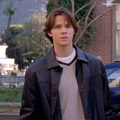 Dean Forester thumbnail