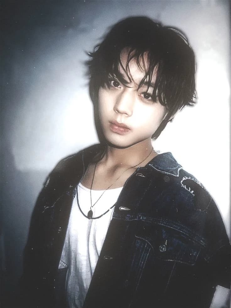 Park Jihoon🥀 thumbnail