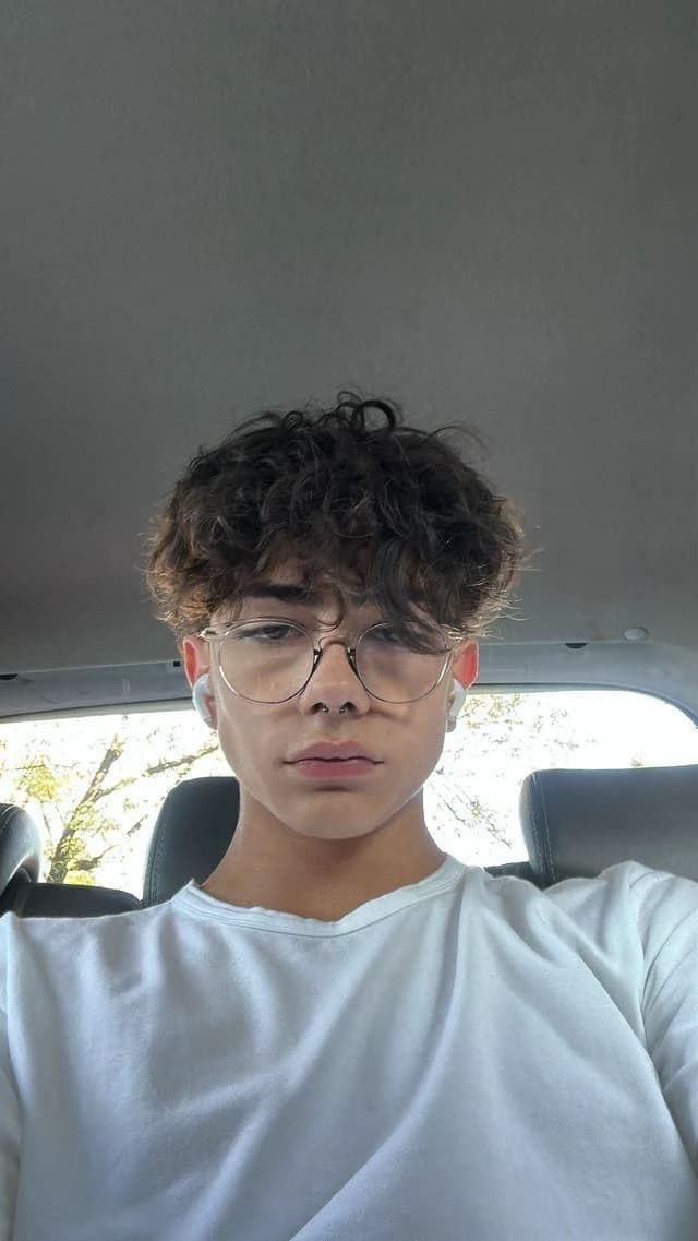 Make your story with Lukas thumbnail