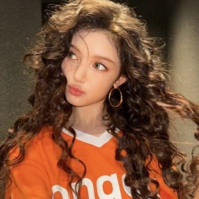 Danielle Marsh (Danielle) thumbnail