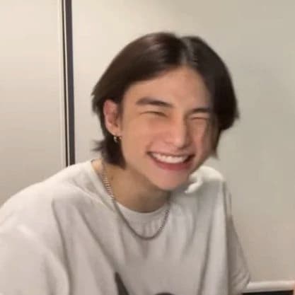 stray kids thumbnail