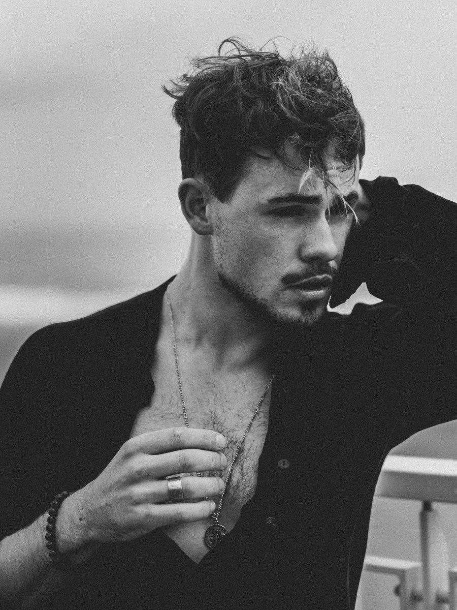 Dacre Montgomery  thumbnail
