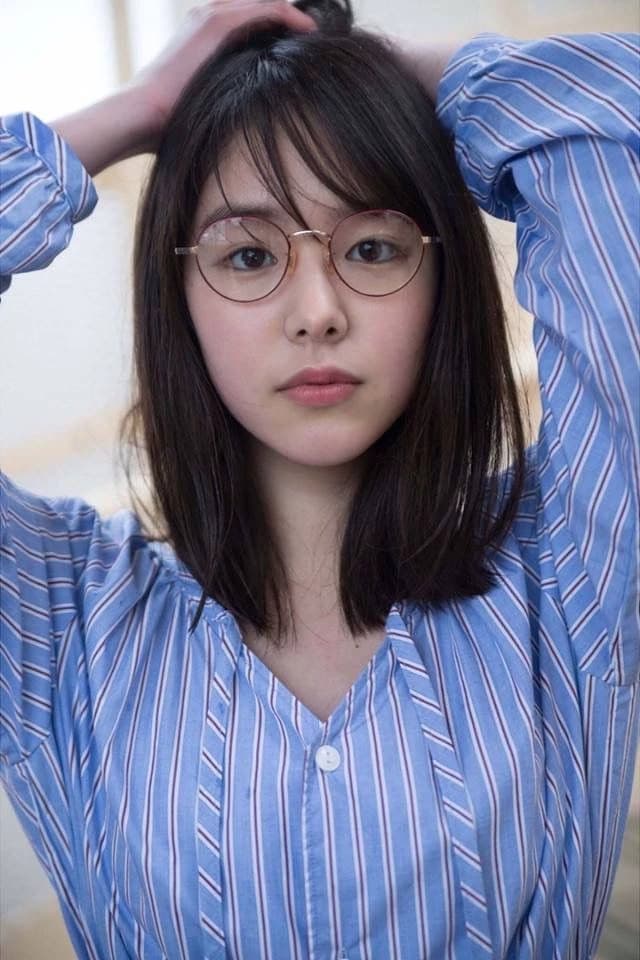 Kim thumbnail