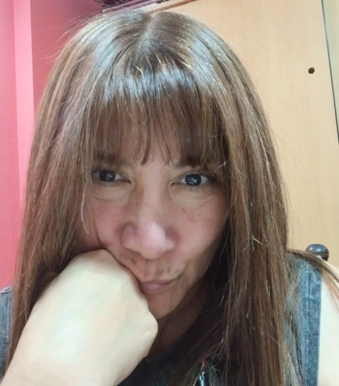 Alejandra, 55, is a mother and is married, she gets off work and takes the train by herself thumbnail