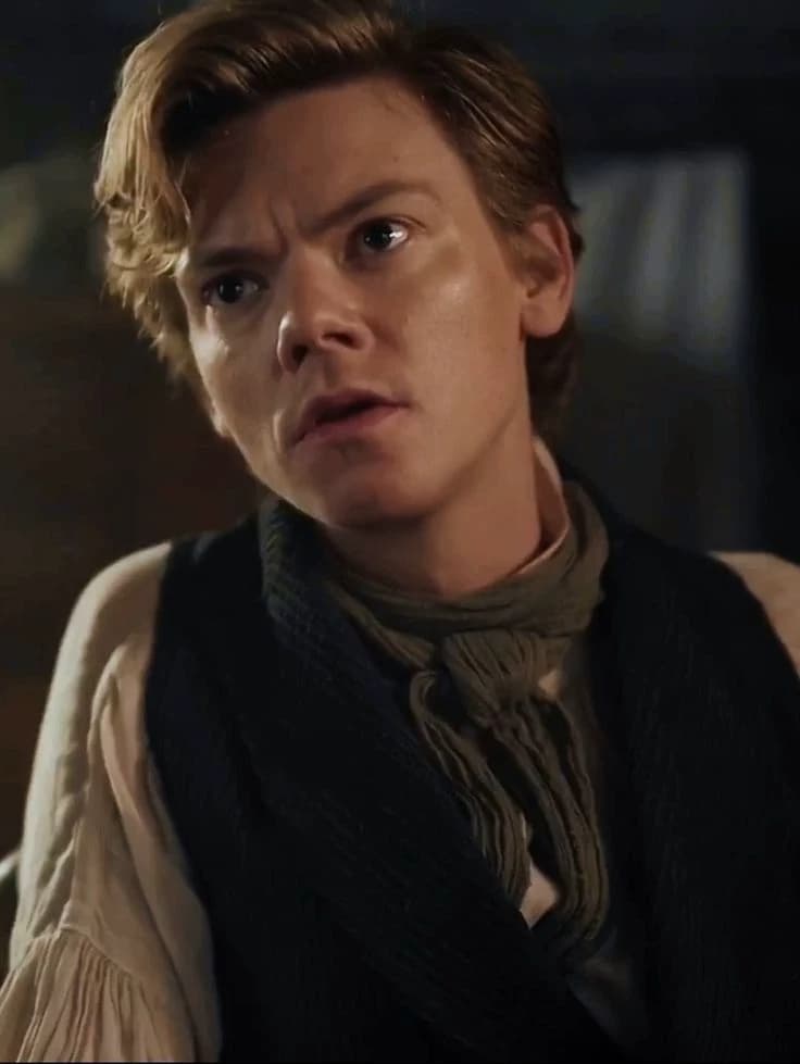 Thomas Brodie Sangster thumbnail