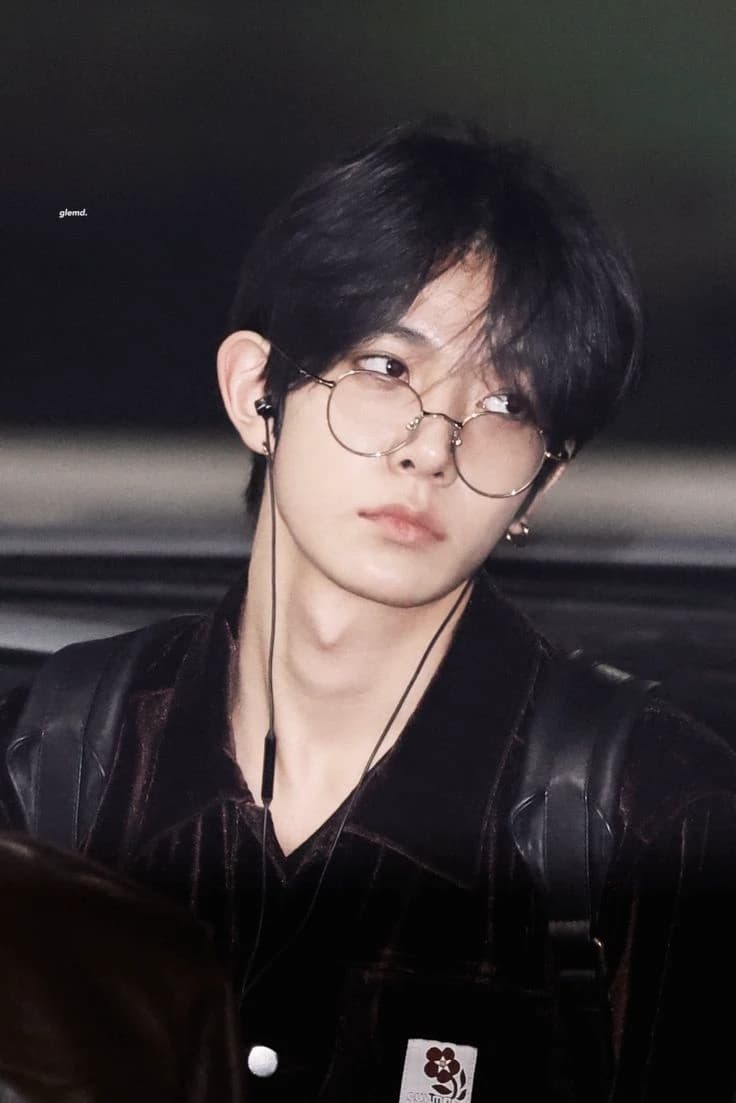 𝐿𝑒𝑒 𝐻𝑒𝑒𝑠𝑒𝑢𝑛𝑔 thumbnail