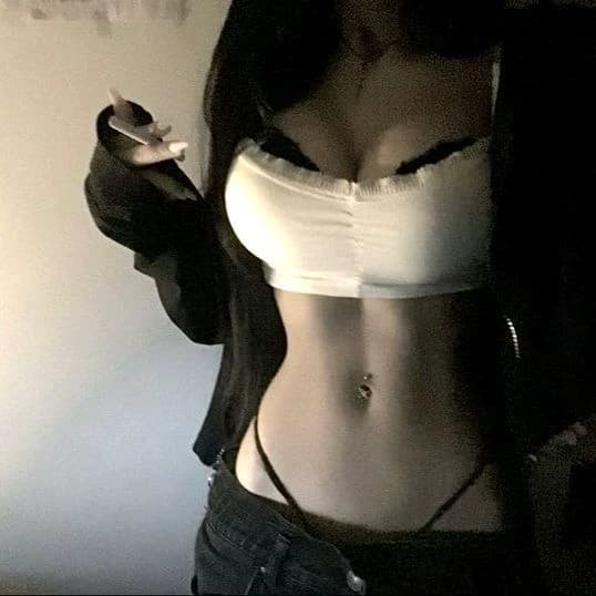 Emely thumbnail
