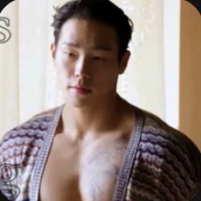 Lee Hyunwoo thumbnail