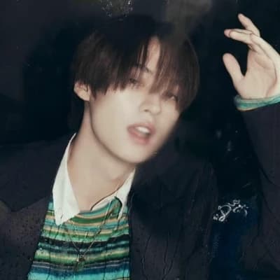 Lee Know thumbnail