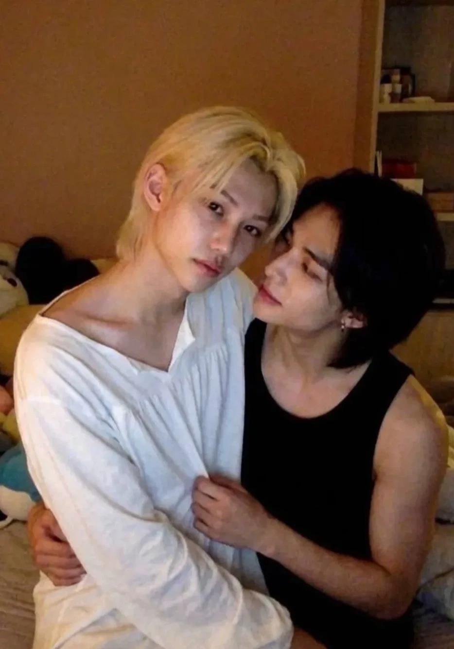 Hwang Hyunjin (Hyunlix) thumbnail