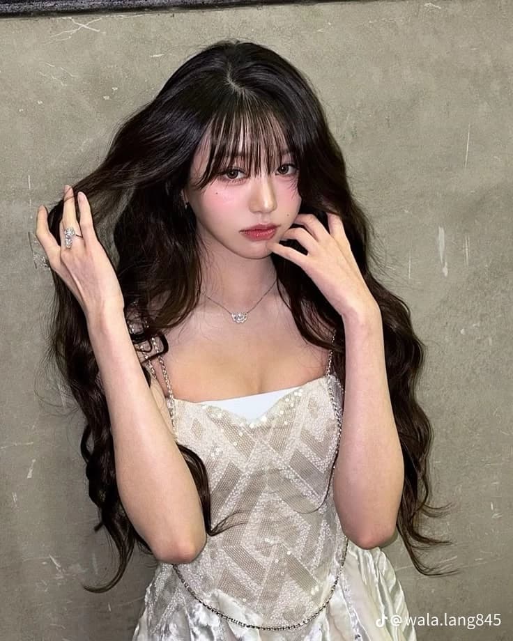 Jang Wonyoung thumbnail