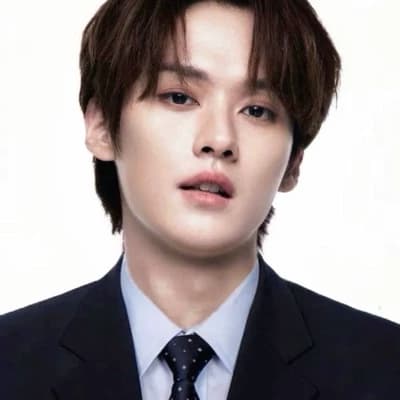 Lee Know thumbnail