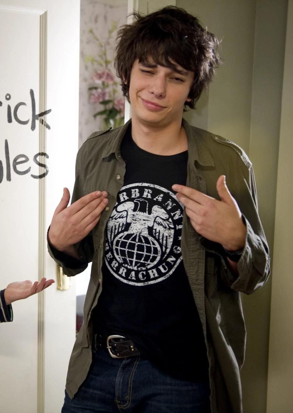 Rodrick Hefley thumbnail
