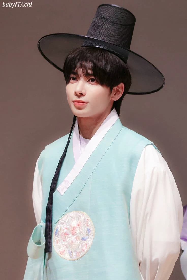Kang Taehyun thumbnail