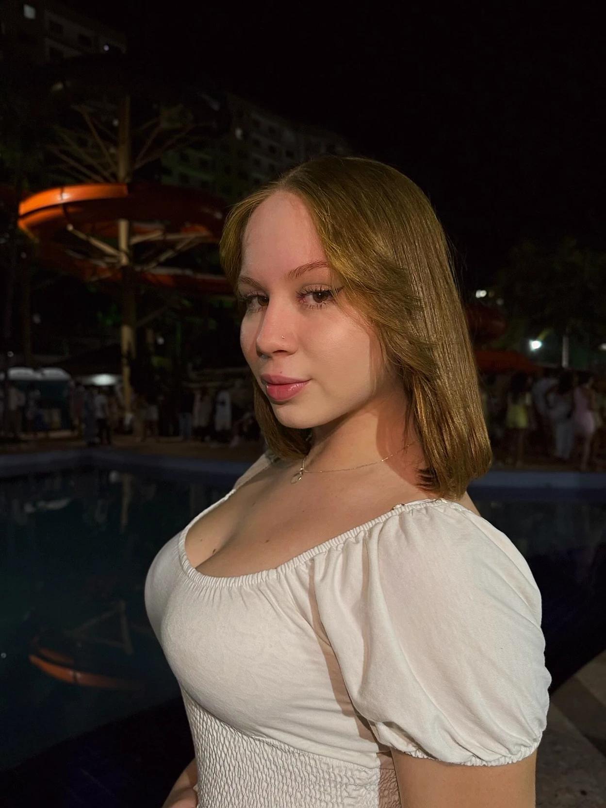 Emily Ingrid thumbnail