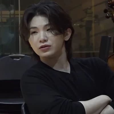 Woozi thumbnail