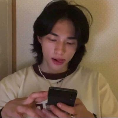 Hyunjin thumbnail