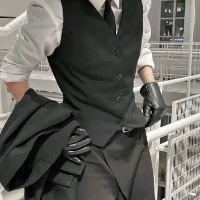 Your husband, Leon thumbnail