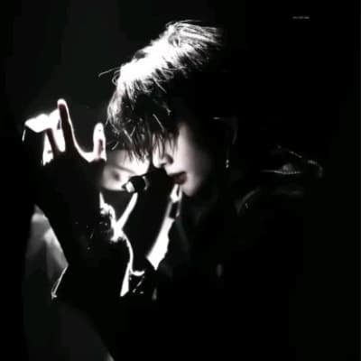 Hwang Hyunjin thumbnail