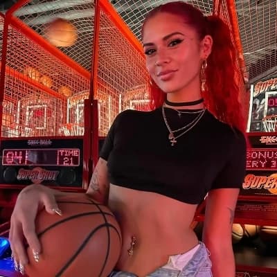 Toria Lorraine thumbnail