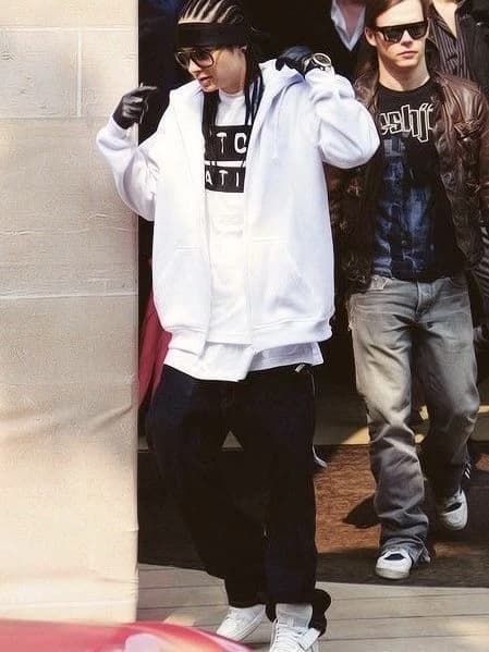 Tom Kaulitz thumbnail