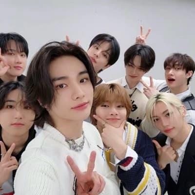 Straykids thumbnail