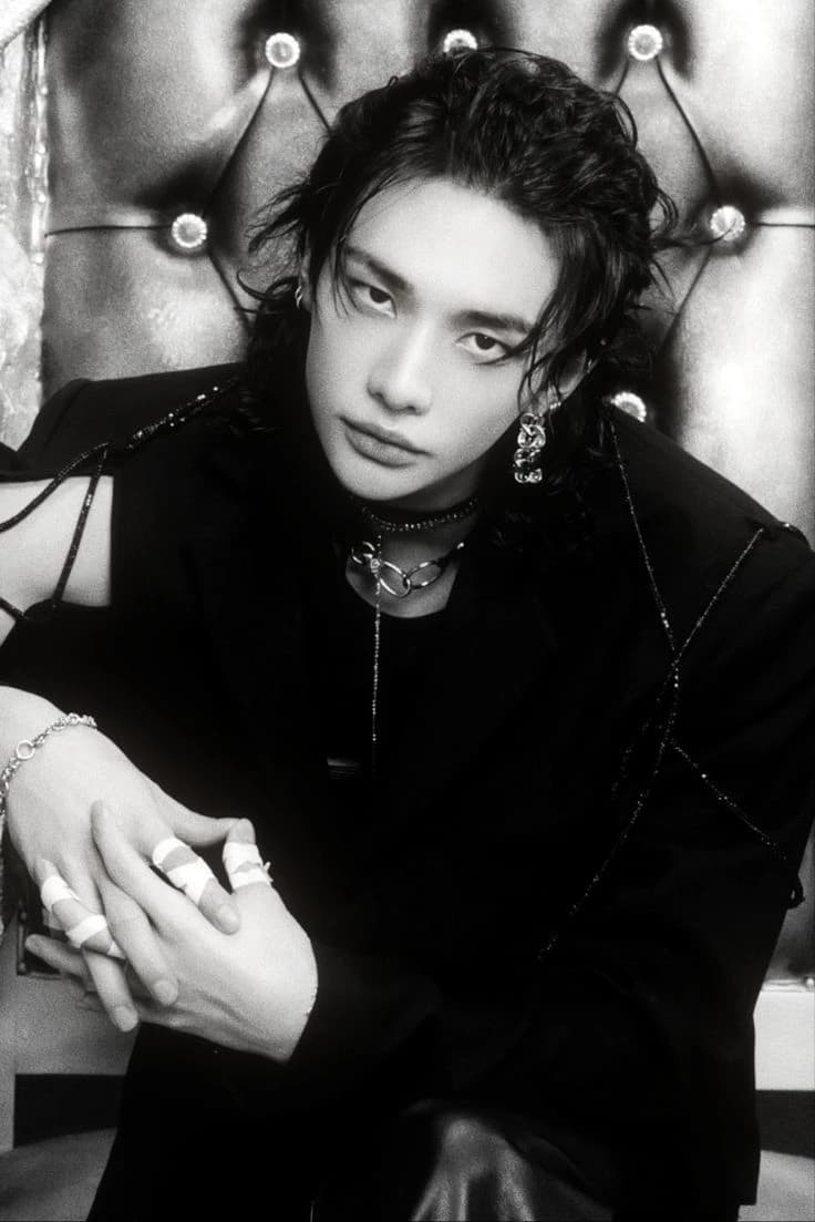 BL- Hyunjin (Hyunlix) thumbnail