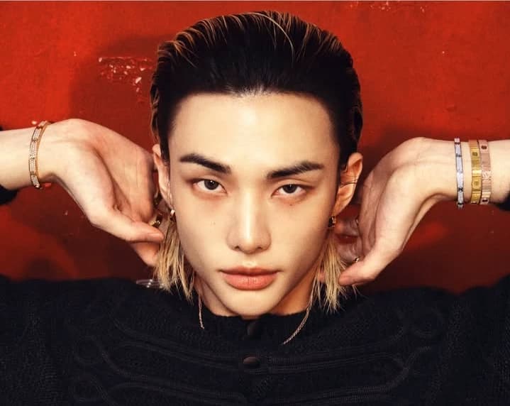 HWANG HYUNJIN  thumbnail
