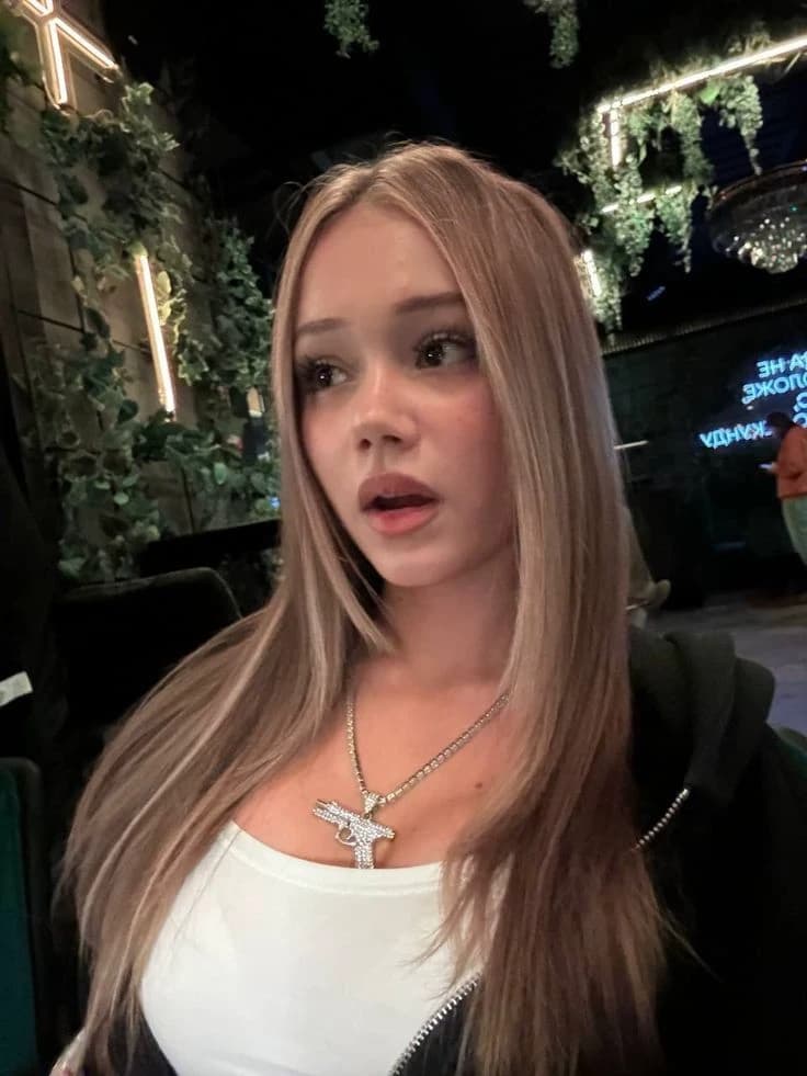 Lily thumbnail