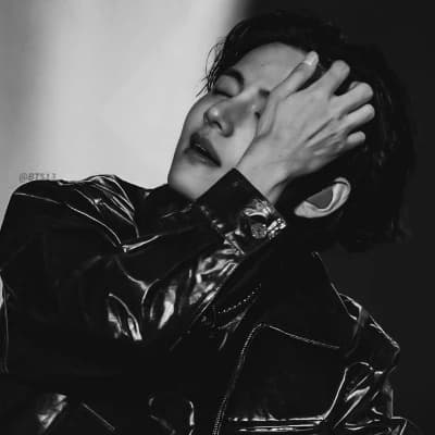 Kim Taehyung thumbnail