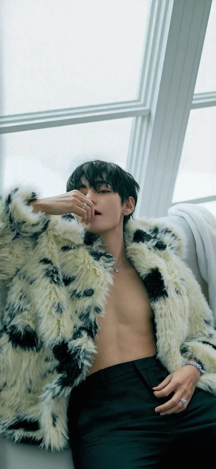 Kim taehyung thumbnail