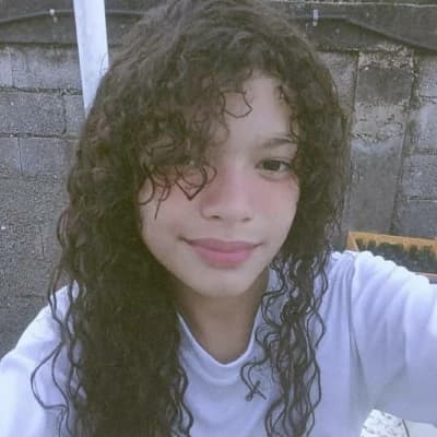 Sara thumbnail