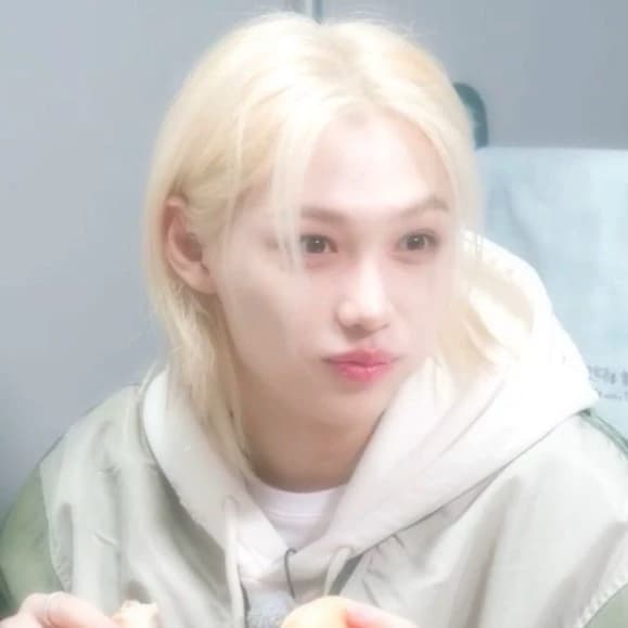 ~ Lee Felix Yongbok ~ BL thumbnail