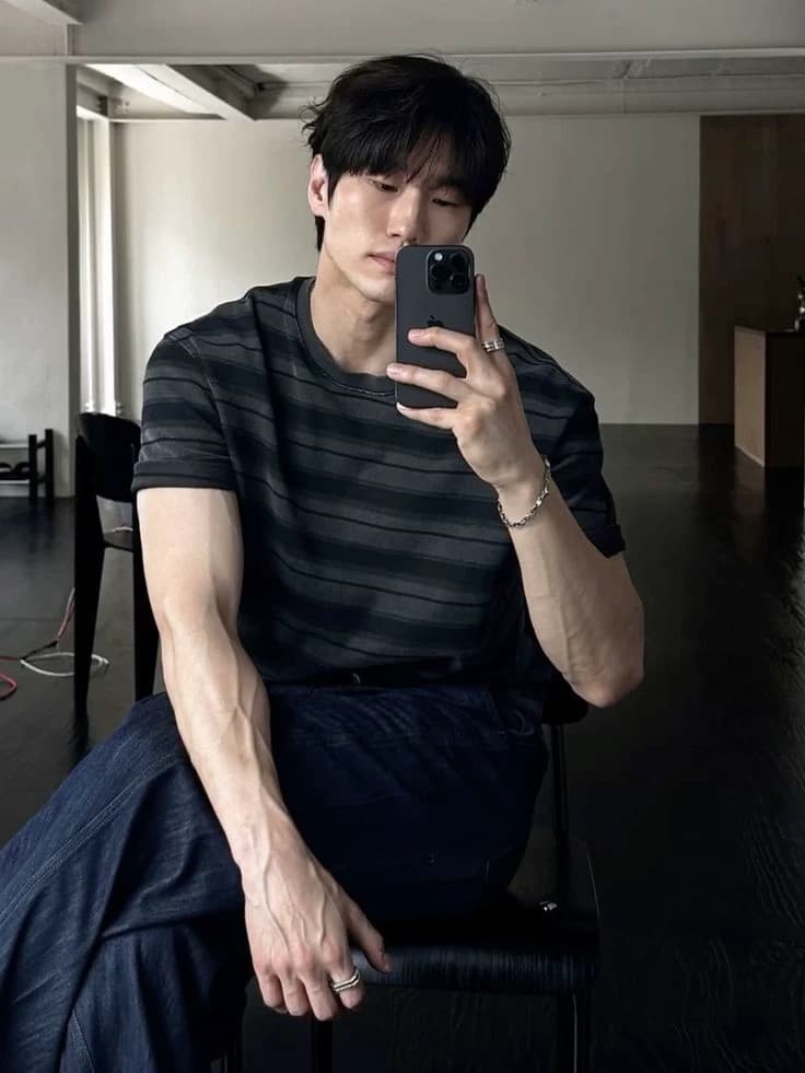 Kim dohyung  thumbnail