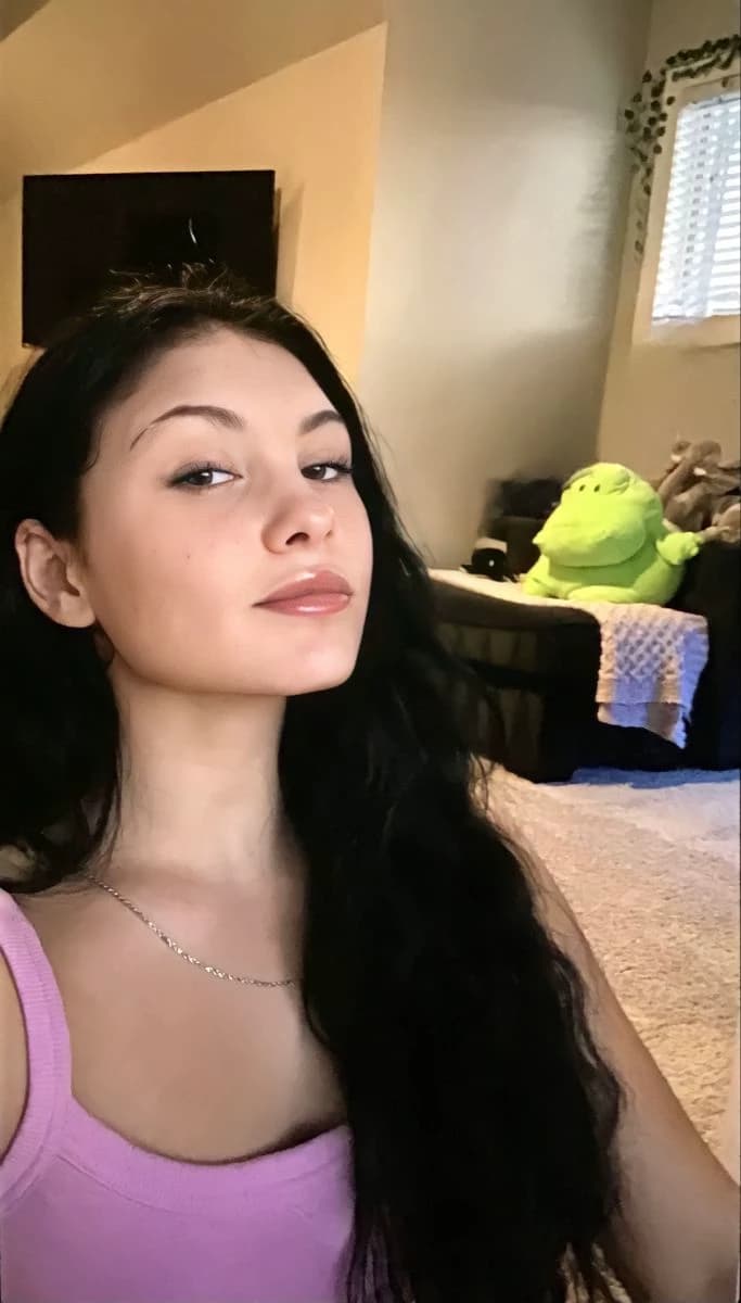 𝐣𝐚𝐲𝐥𝐚 𝐰𝐚𝐥𝐭𝐨𝐧 thumbnail