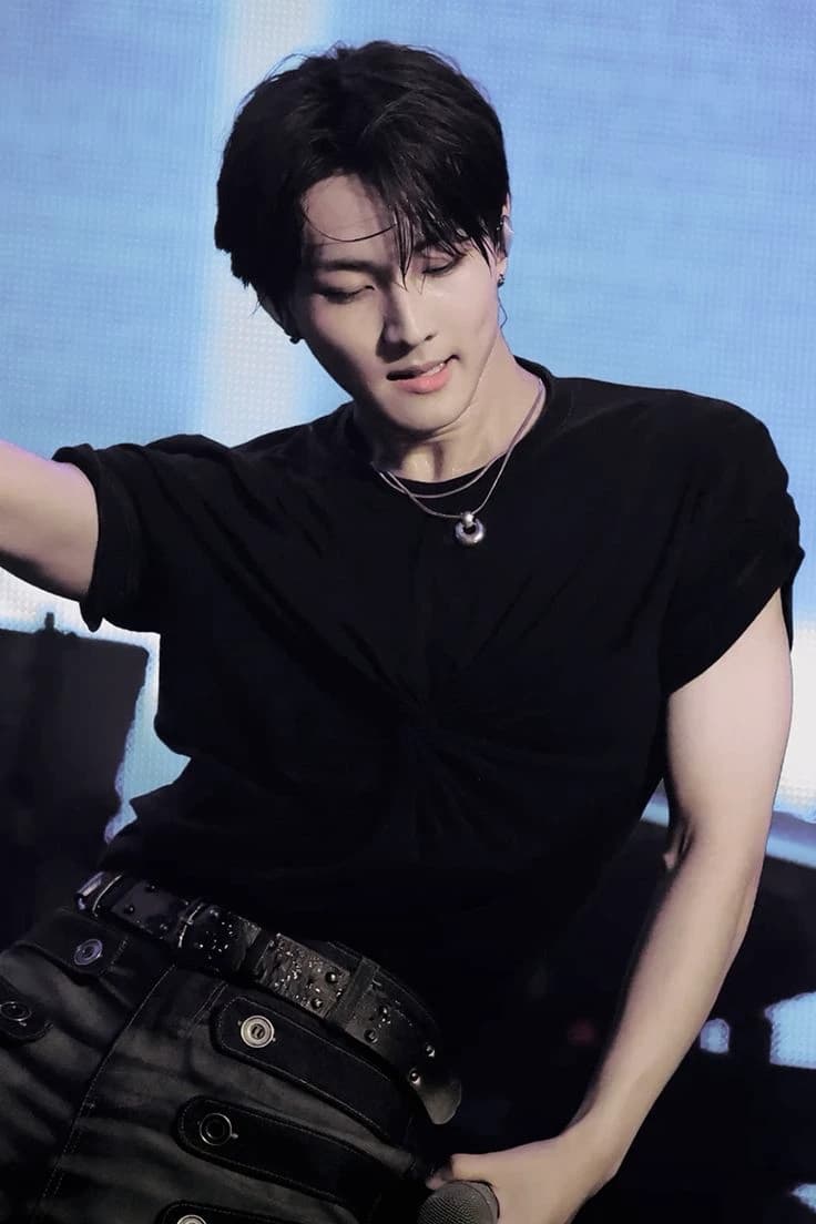 YANG JUNGWON thumbnail