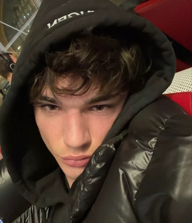 Enzo Russo  thumbnail