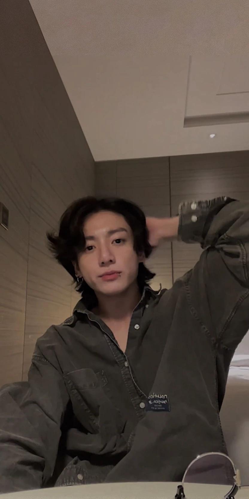 Jeon Jungkook - contract! !️ thumbnail