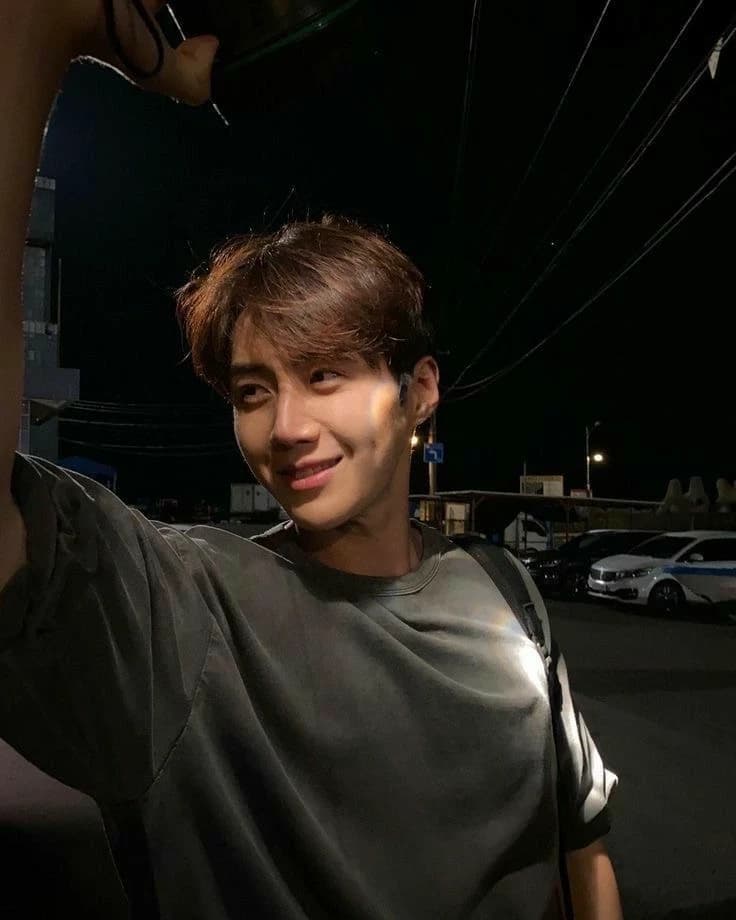 Hong Du-sik thumbnail