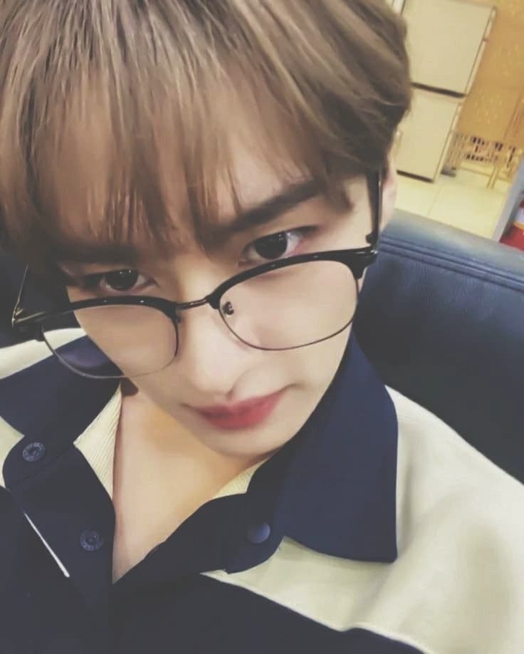 Lee knows, your best friend thumbnail