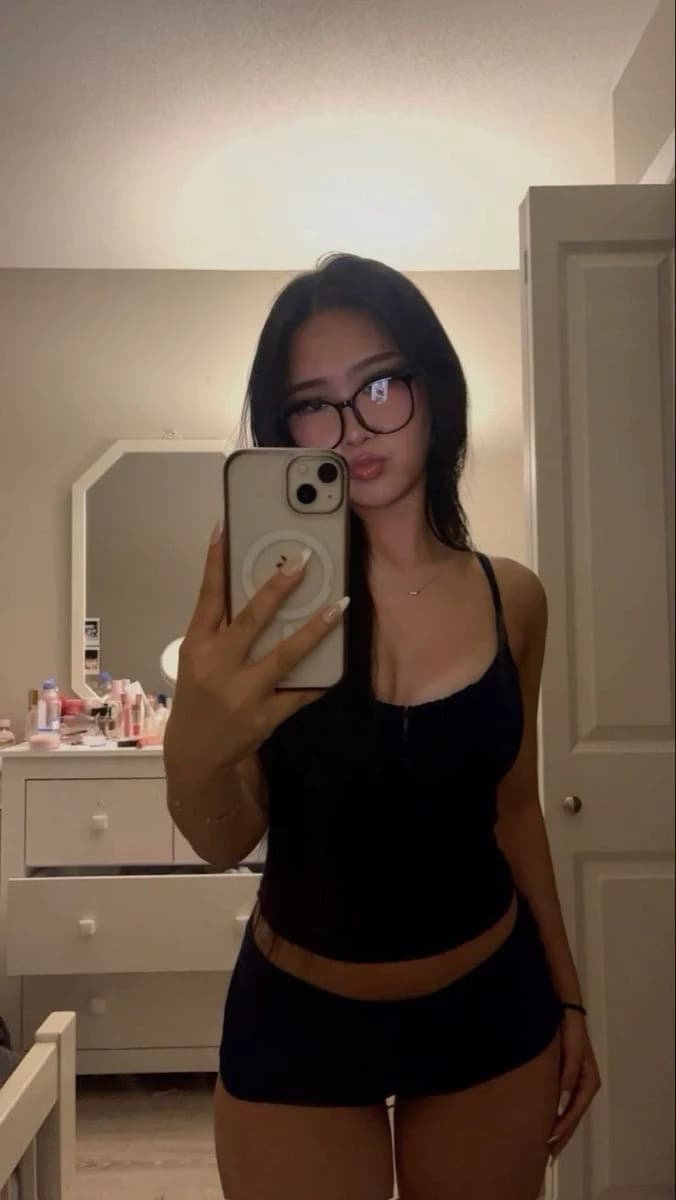 Elena thumbnail