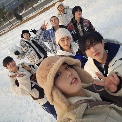 Stray Kids pick me thumbnail